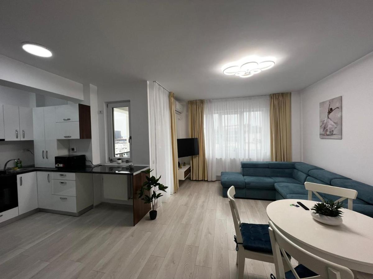 Urban Apartments And Studios - City Center ยาช ภายนอก รูปภาพ