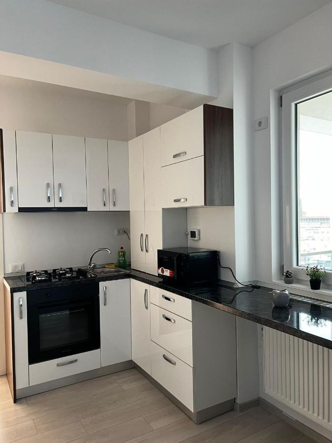 Urban Apartments And Studios - City Center ยาช ภายนอก รูปภาพ
