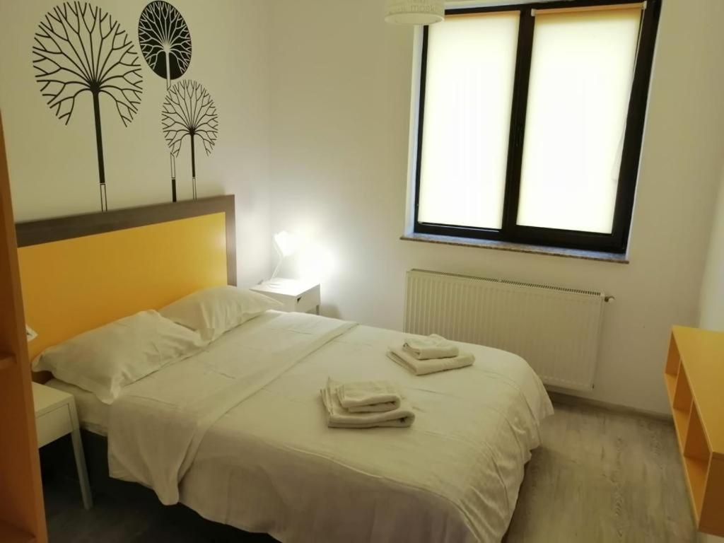 Urban Apartments And Studios - City Center ยาช ห้อง รูปภาพ